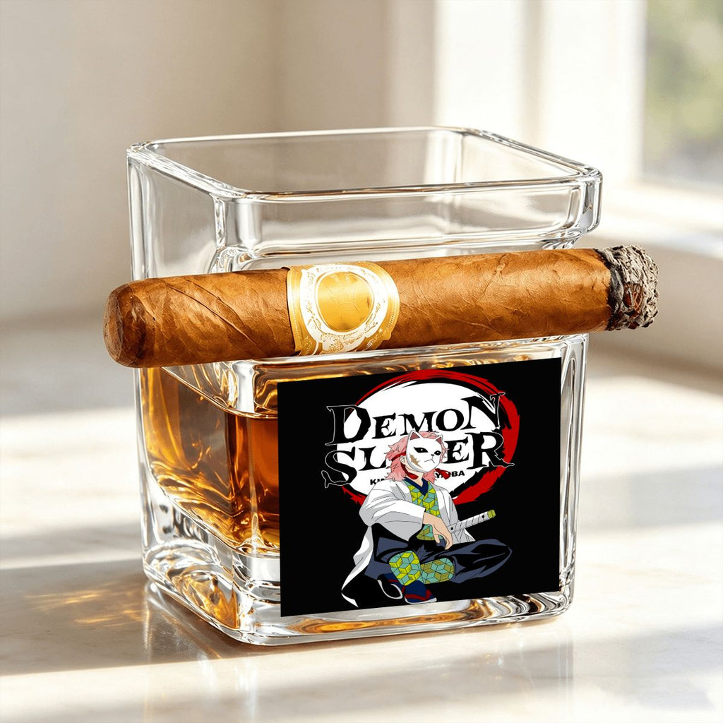 Shadow Blade | Whiskey Glass with Cigar Holder